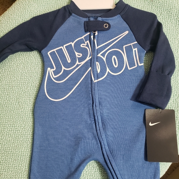 ✔NIKE JUST DO IT ONSIE✔ - Picture 5 of 6
